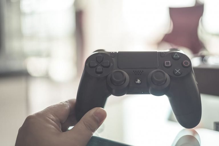 How To Connect Headphones To PS4 Without Controller 7 Easy Solutions