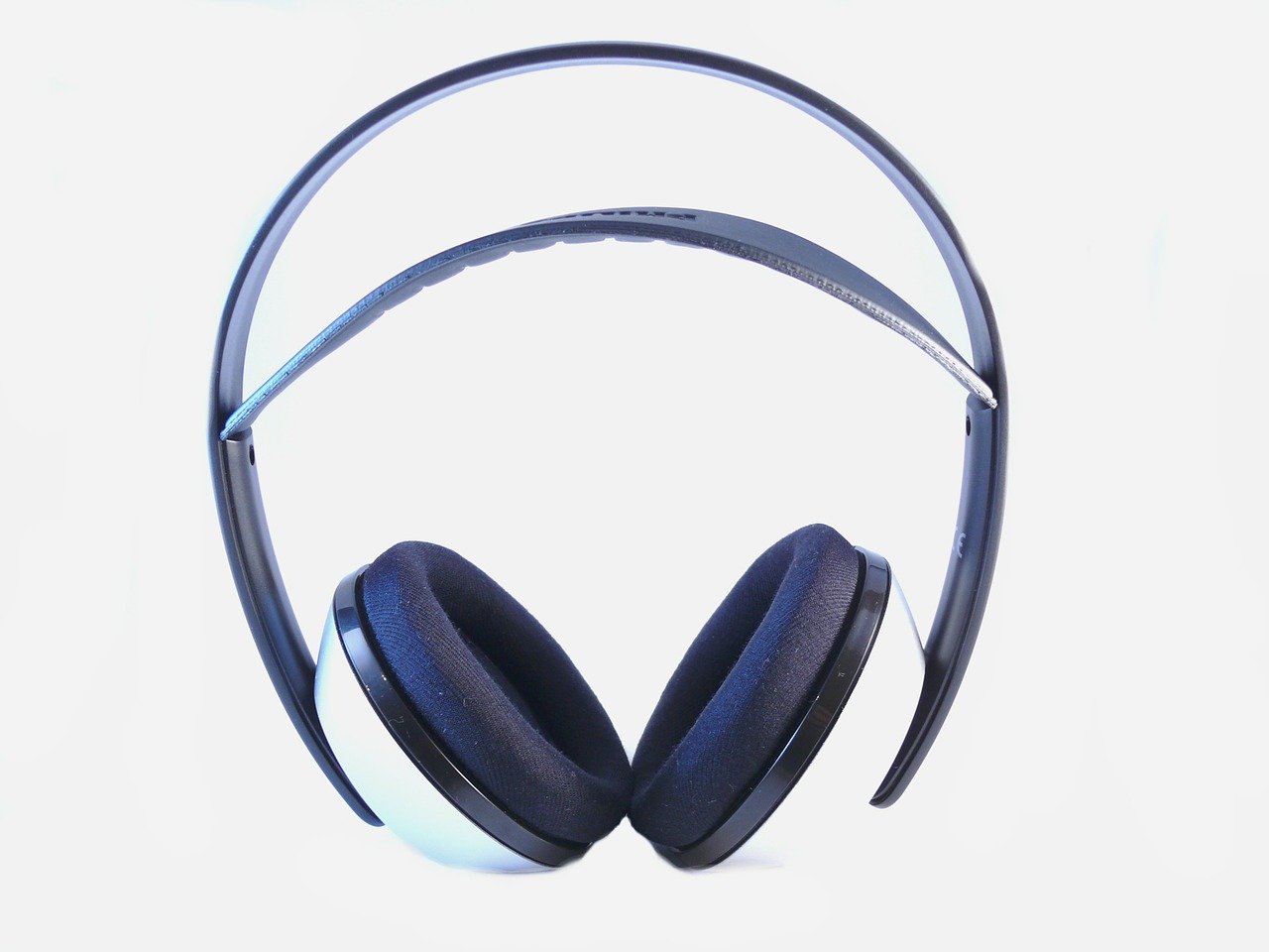 How To Reset Onn Bluetooth Headphones? (2 Easy Ways You Can Try)