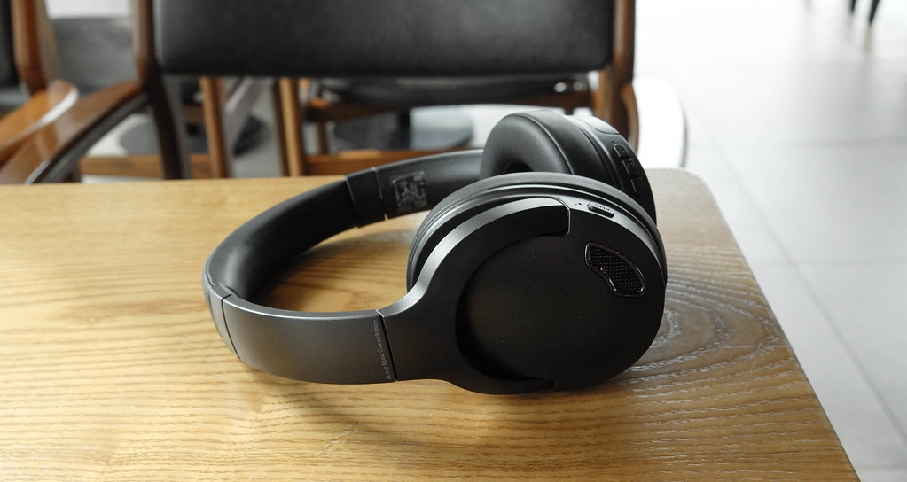 How to Connect Different Samsung Television Models to Bluetooth Headphones?