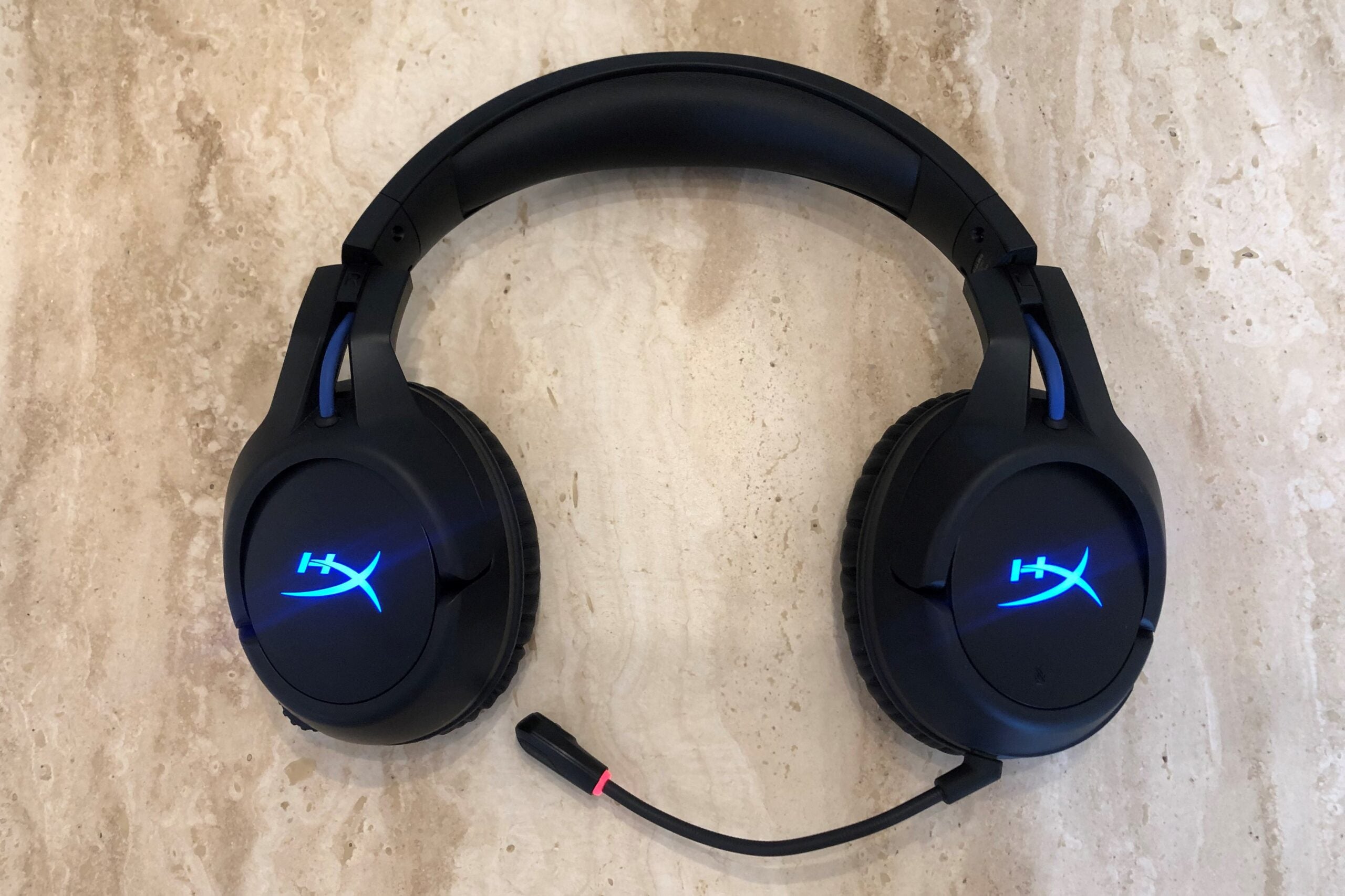 How To Use Headphones With Built In Mic On PC Windows 10? (Answered!)